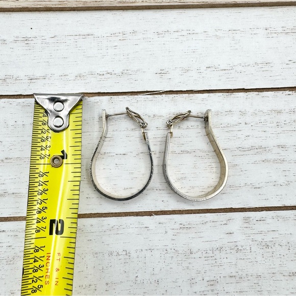 Vintage Yellow Gold Plated Textured Hoop Earrings - Picture 8 of 15